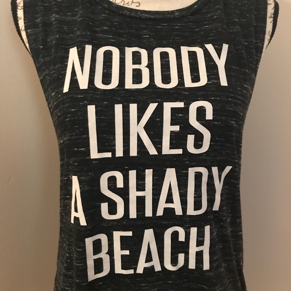 Beach Tank - Picture 3 of 6